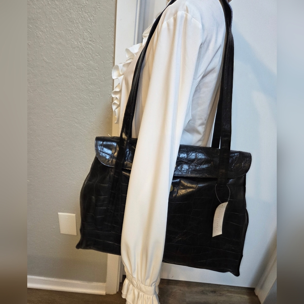 Elegant Vintage Black Leather Croc-Embossed Women's Tote Bag - Picture 10 of 15